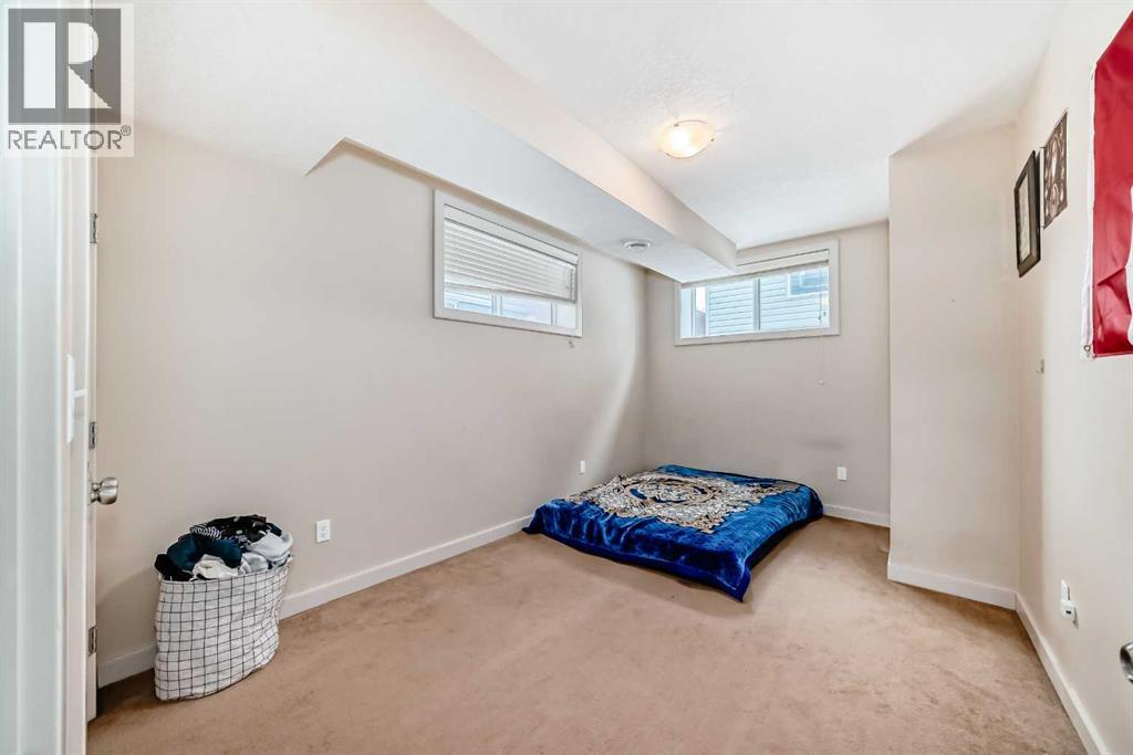 226 Saddlebrook Circle Ne, Calgary, Alberta  T3J 4T7 - Photo 36 - A2272547