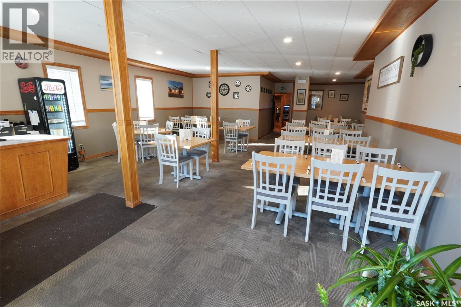 408 Main Street, Gravelbourg, Saskatchewan  S0H 1X0 - Photo 13 - SK024864