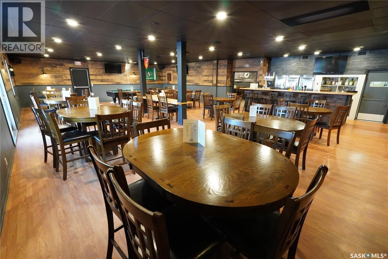 408 Main Street, Gravelbourg, Saskatchewan  S0H 1X0 - Photo 3 - SK024864