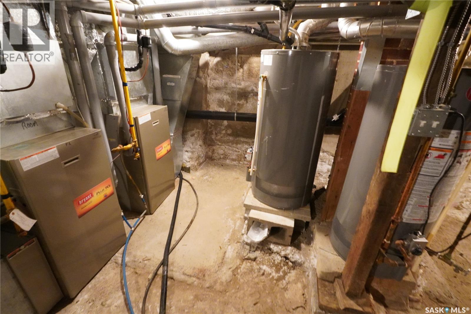 408 Main Street, Gravelbourg, Saskatchewan  S0H 1X0 - Photo 37 - SK024864