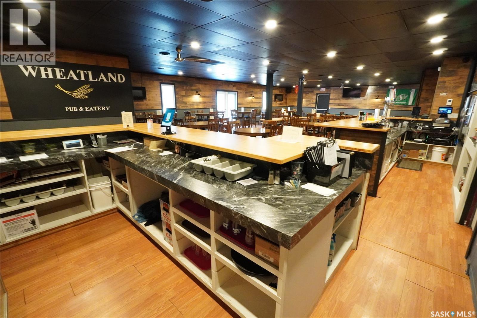 408 Main Street, Gravelbourg, Saskatchewan  S0H 1X0 - Photo 5 - SK024864