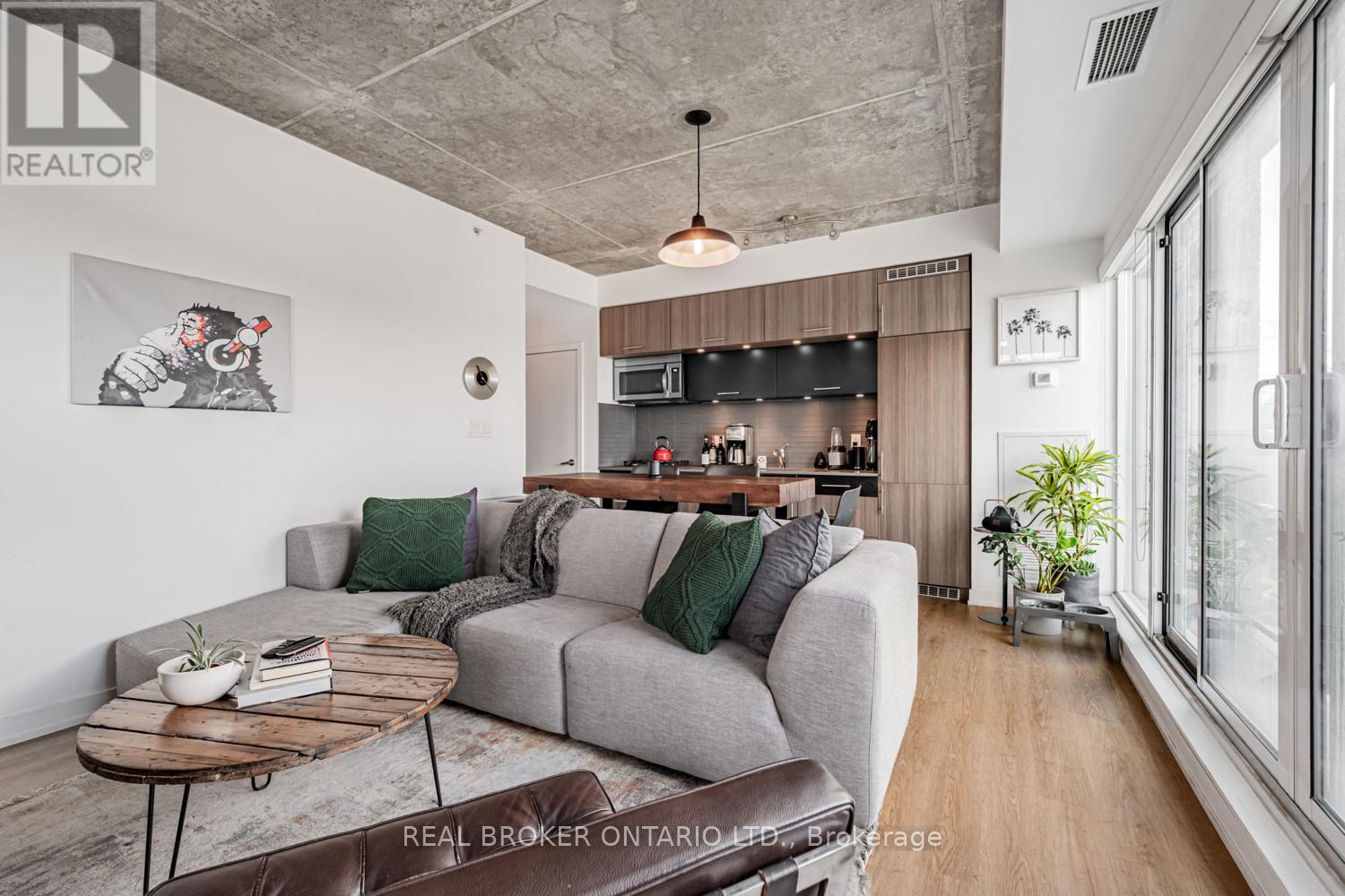 213 - 205 Manning Avenue, Toronto, Ontario  M6J 1V5 - Photo 10 - C12584736