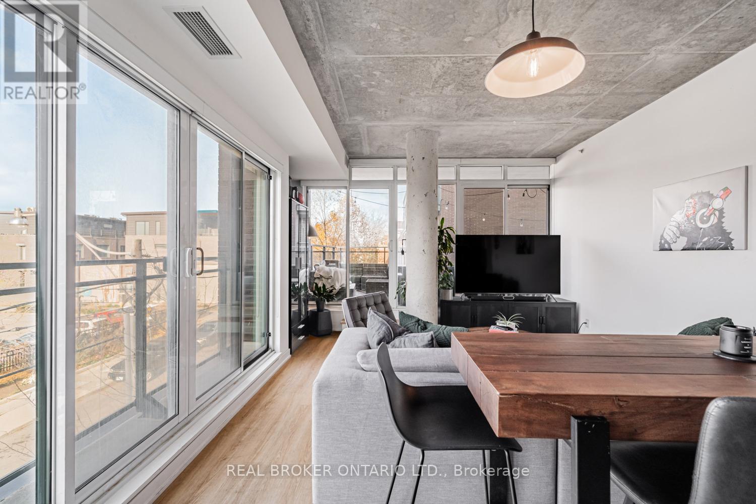 213 - 205 Manning Avenue, Toronto, Ontario  M6J 1V5 - Photo 8 - C12584736