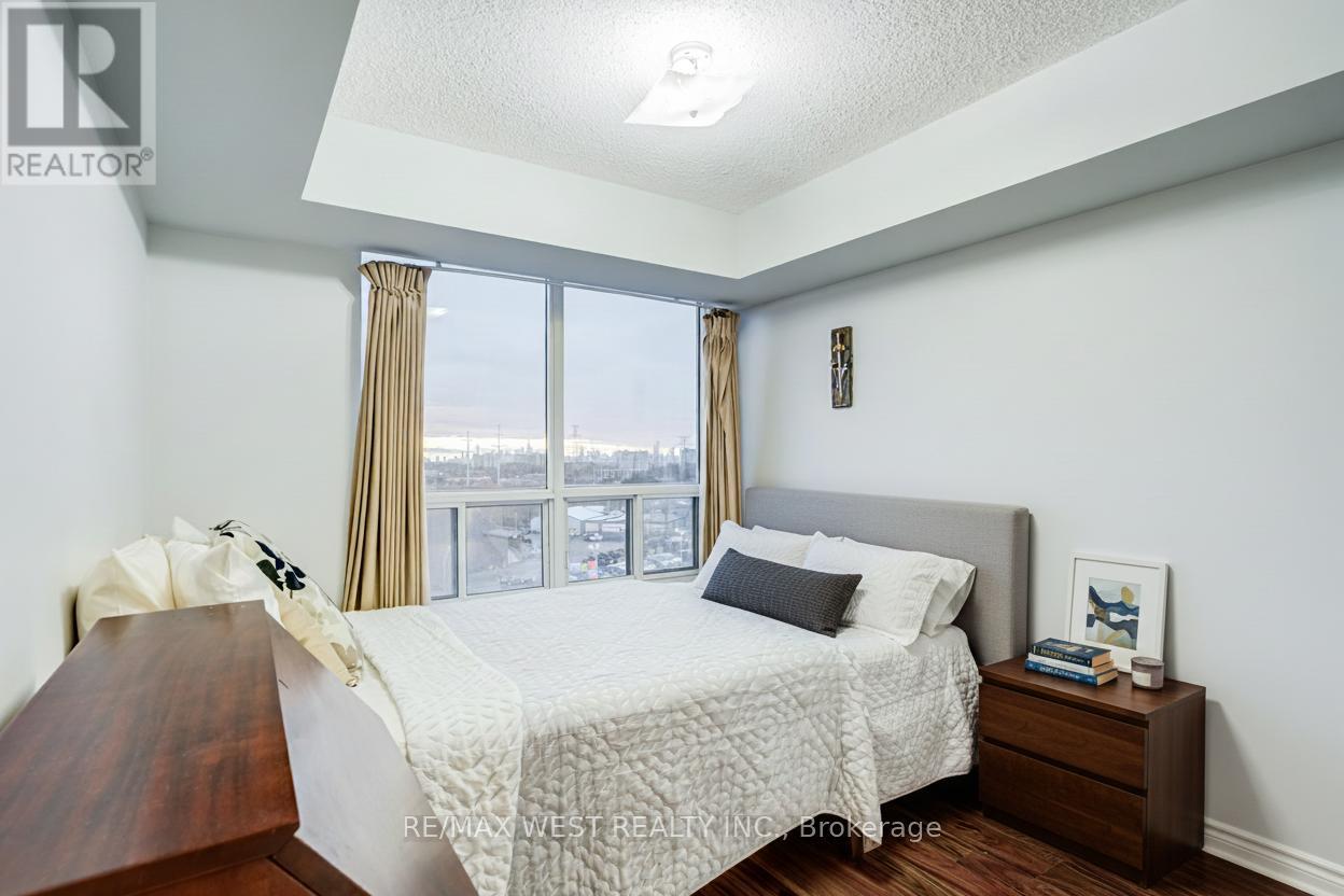 709 - 1720 Eglinton Avenue E, Toronto, Ontario  M4A 2X8 - Photo 12 - C12584770