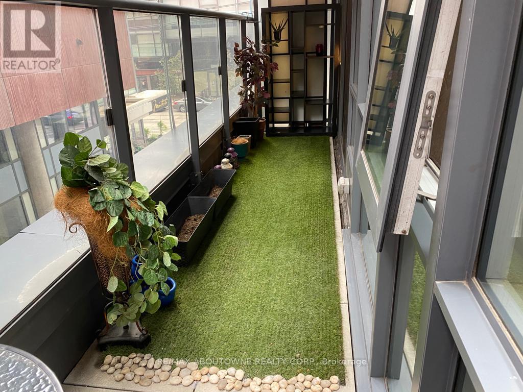 217 - 295 Adelaide Street W, Toronto, Ontario  M5V 0L4 - Photo 11 - C12584854