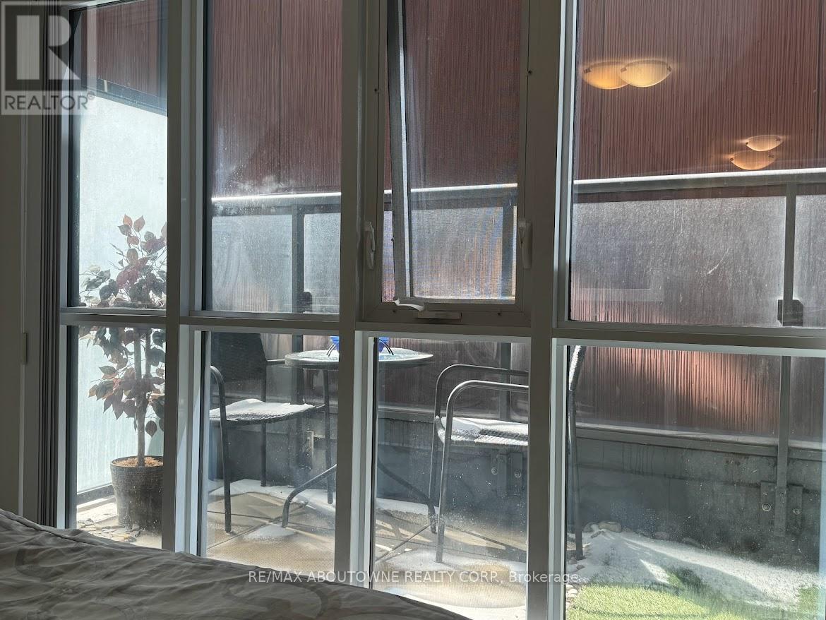 217 - 295 Adelaide Street W, Toronto, Ontario  M5V 0L4 - Photo 8 - C12584854