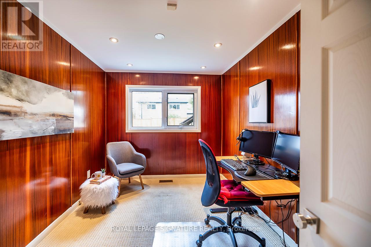 40 Cobham Crescent, Toronto, Ontario  M4A 1V6 - Photo 19 - C12584858