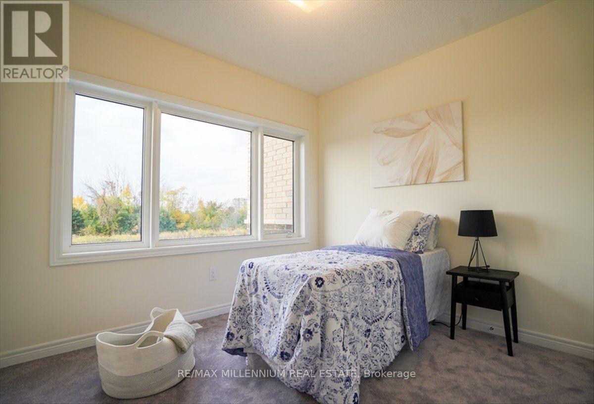 20 Littlewood Drive, Whitby, Ontario  L1P 0H4 - Photo 15 - E12584844