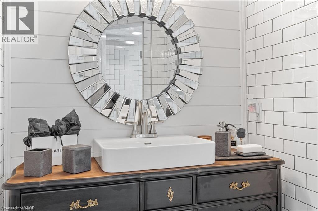 218 Ingleside Place Unit# Basement, Kitchener, Ontario  N2M 2H2 - Photo 12 - 40791172