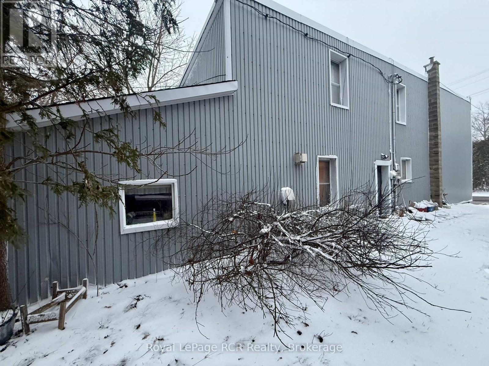 Third picture of 4 MAIN STREET N