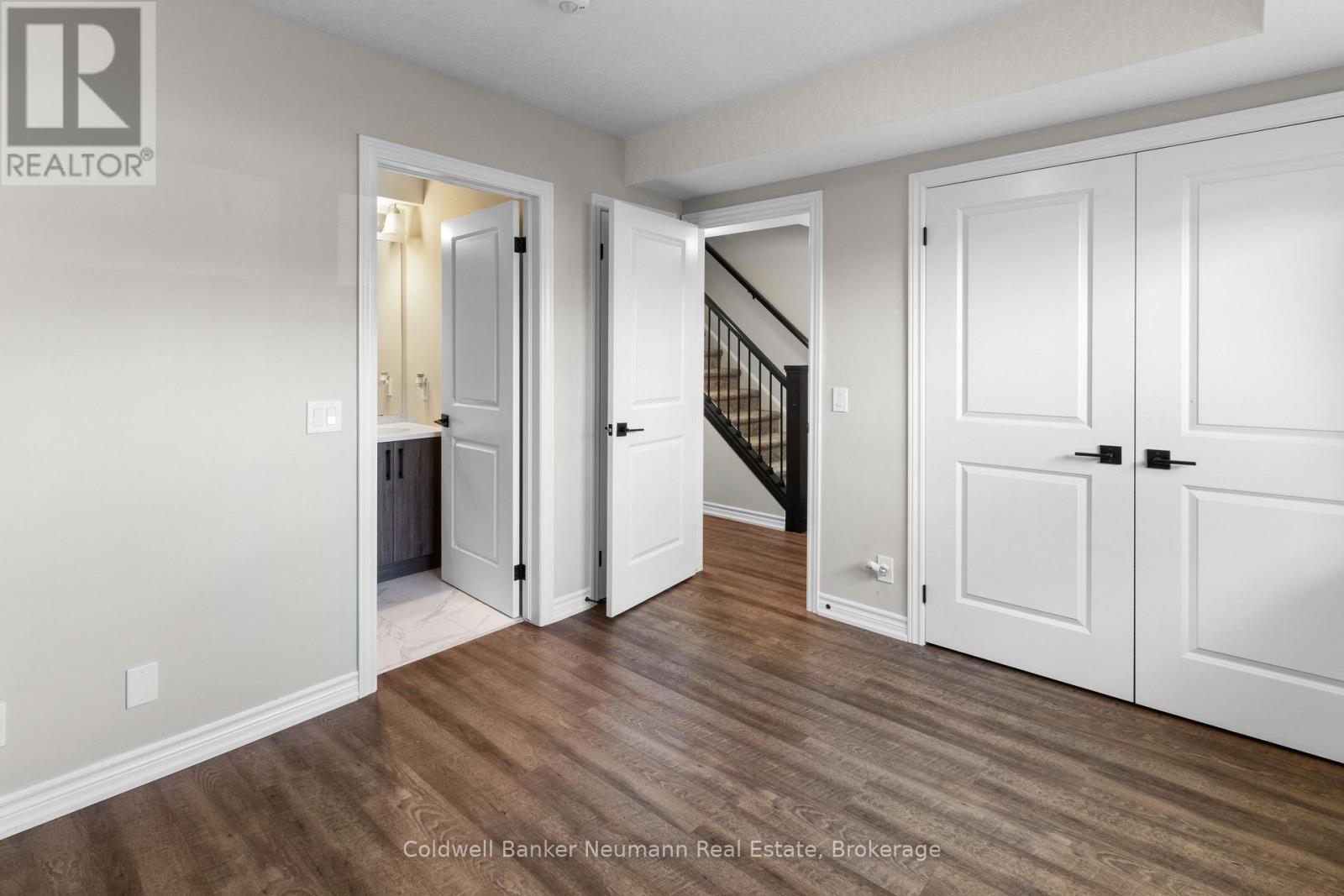 23 - 235 Chapel Hill Drive, Kitchener, Ontario N2R 0S4 - Photo 11 - X12584954