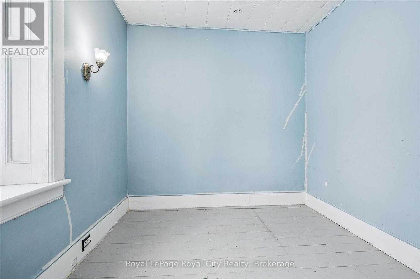 5877 Highway 6 Road N, Centre Wellington, Ontario  N1H 6J2 - Photo 17 - X12584998