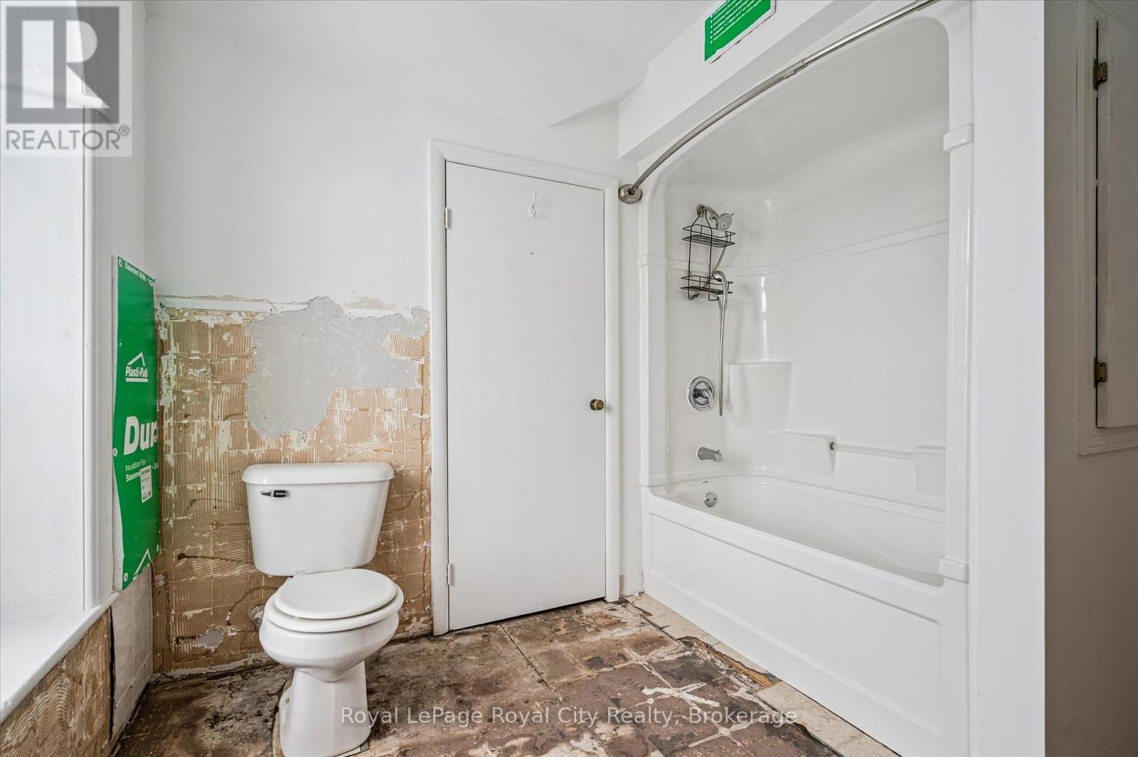 5877 Highway 6 Road N, Centre Wellington, Ontario  N1H 6J2 - Photo 22 - X12584998