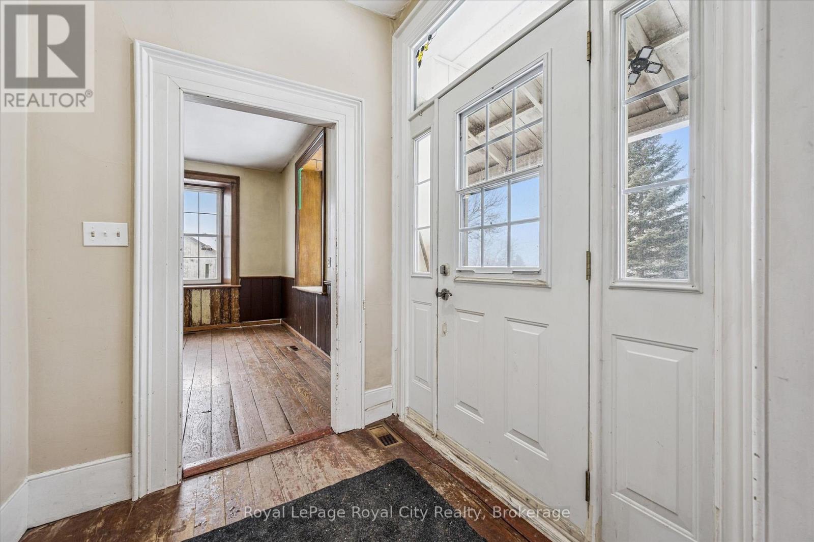 5877 Highway 6 Road N, Centre Wellington, Ontario  N1H 6J2 - Photo 6 - X12584998