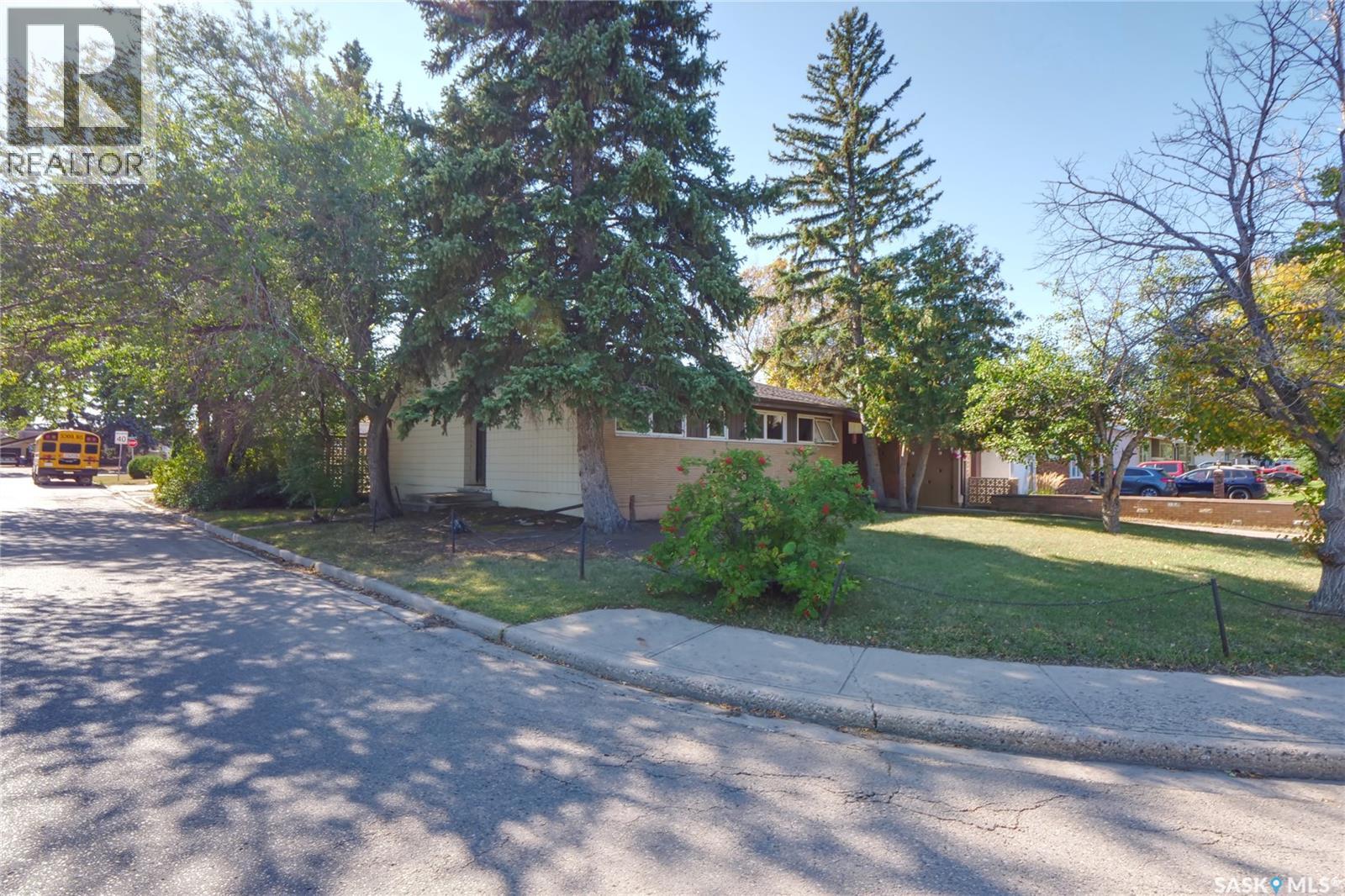 1211 Gordon Road, Moose Jaw, Saskatchewan  S6H 3E3 - Photo 33 - SK021286