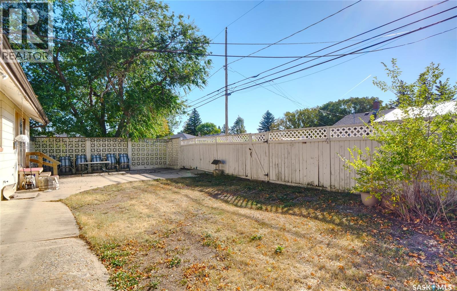 1211 Gordon Road, Moose Jaw, Saskatchewan  S6H 3E3 - Photo 29 - SK021286