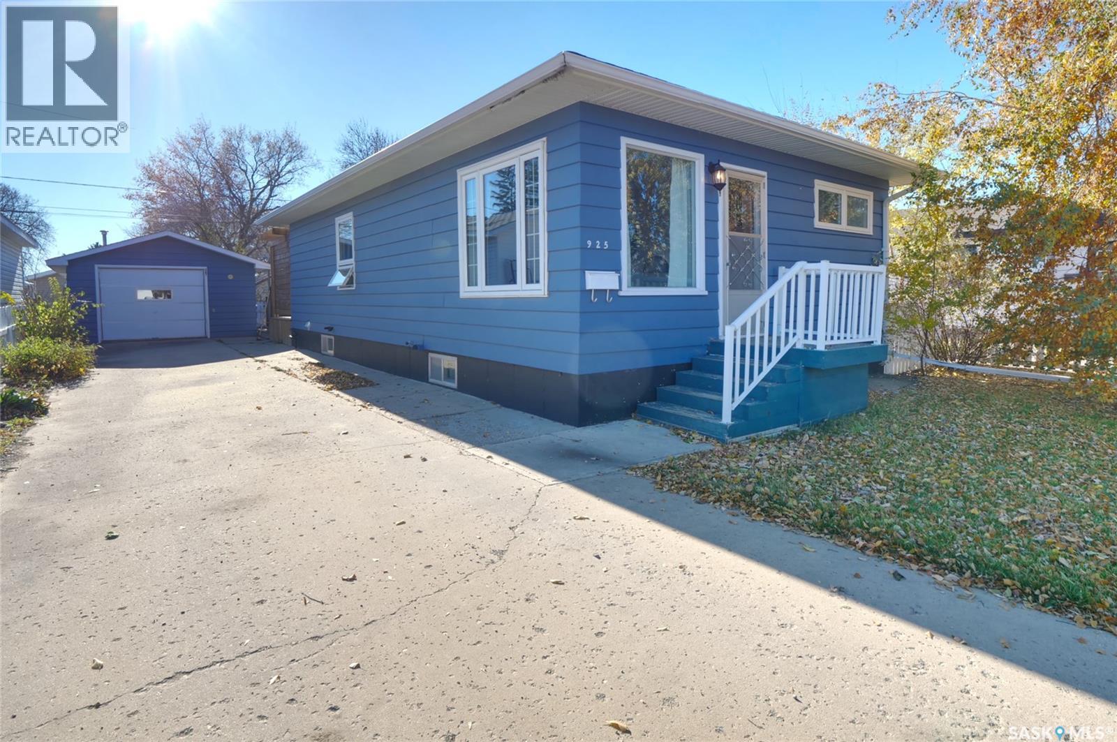 925 Hall Street W, Moose Jaw, Saskatchewan  S6H 2S3 - Photo 36 - SK022499