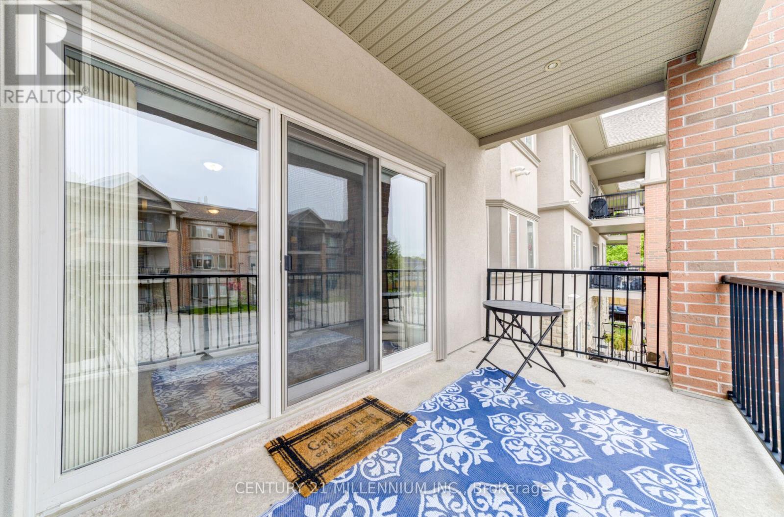 208 - 19a Yonge Street N, Springwater, Ontario  L0L 1P0 - Photo 14 - S12584760