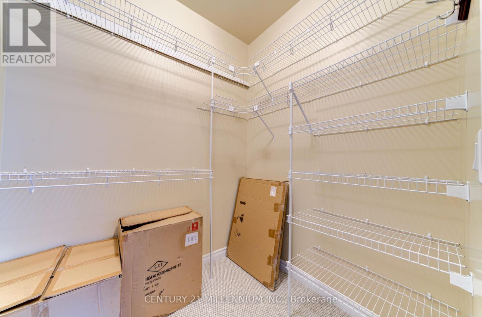 208 - 19a Yonge Street N, Springwater, Ontario  L0L 1P0 - Photo 8 - S12584760