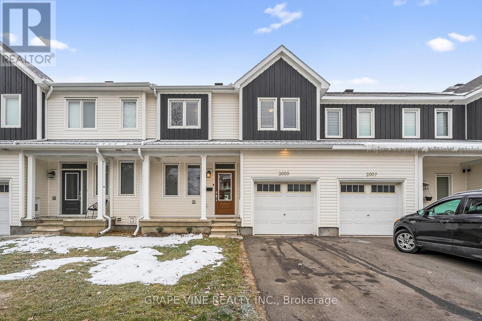 2005 POSTILION STREET, Ottawa, Ontario