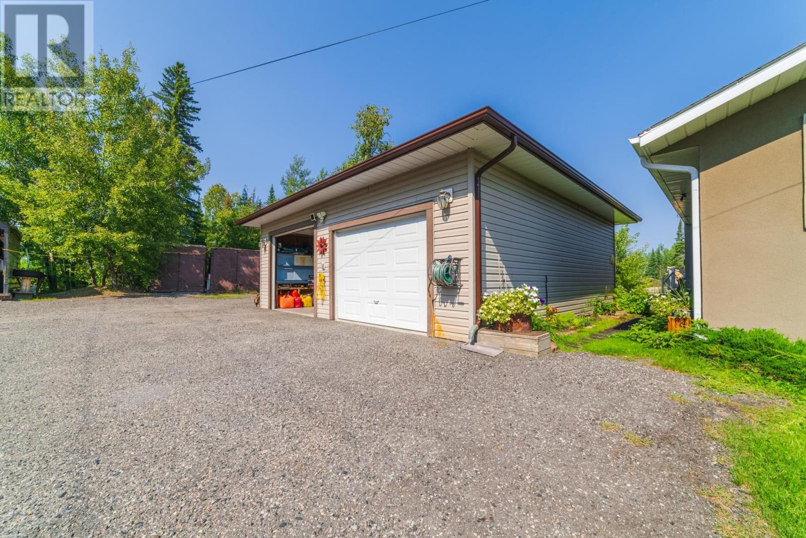 164 Winnipeg Ave, Minaki, Ontario P0X 1J0 - Photo 35 - TB252887