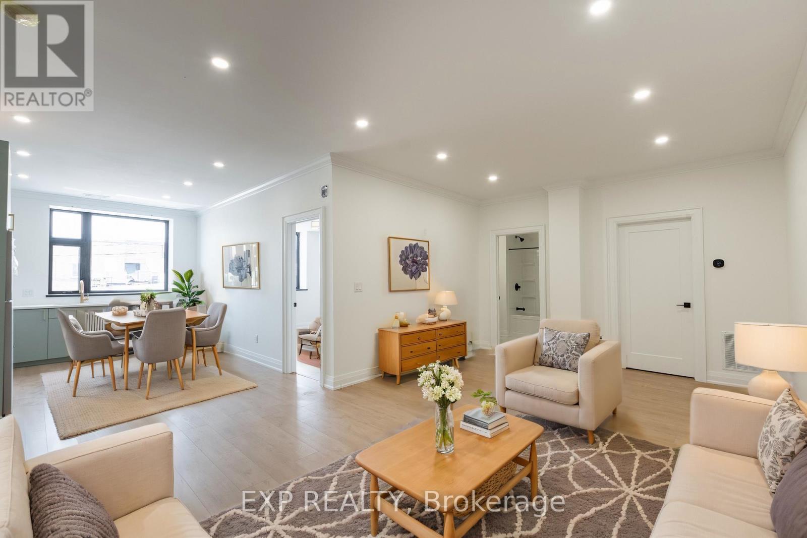 9 - 16 Hincks Street, St. Thomas, Ontario  N5R 5Z2 - Photo 3 - X12585044