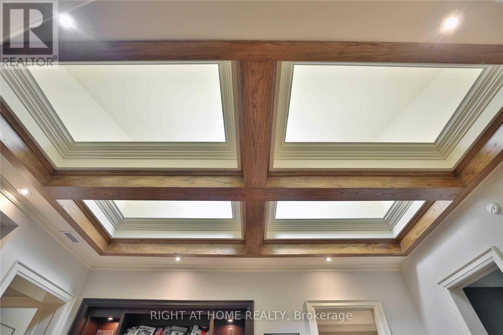 1440 Hurontario Street, Mississauga, Ontario L5G 3H4 - Photo 12 - W12584722