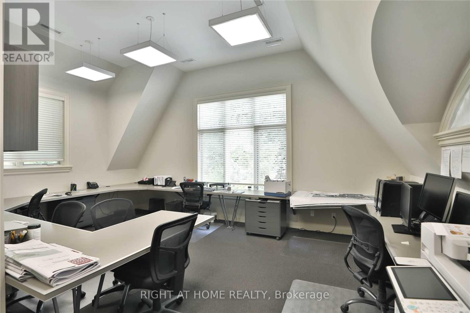 1440 Hurontario Street, Mississauga, Ontario L5G 3H4 - Photo 14 - W12584722