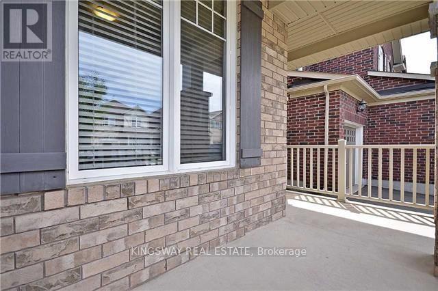 424 Zuest Crescent, Milton, Ontario  L9T 8B9 - Photo 3 - W12584724