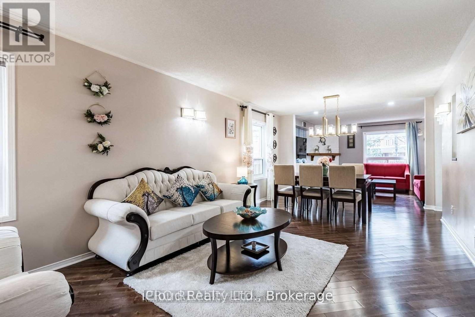 40 Muirland Crescent, Brampton, Ontario  L6X 4P4 - Photo 4 - W12584738