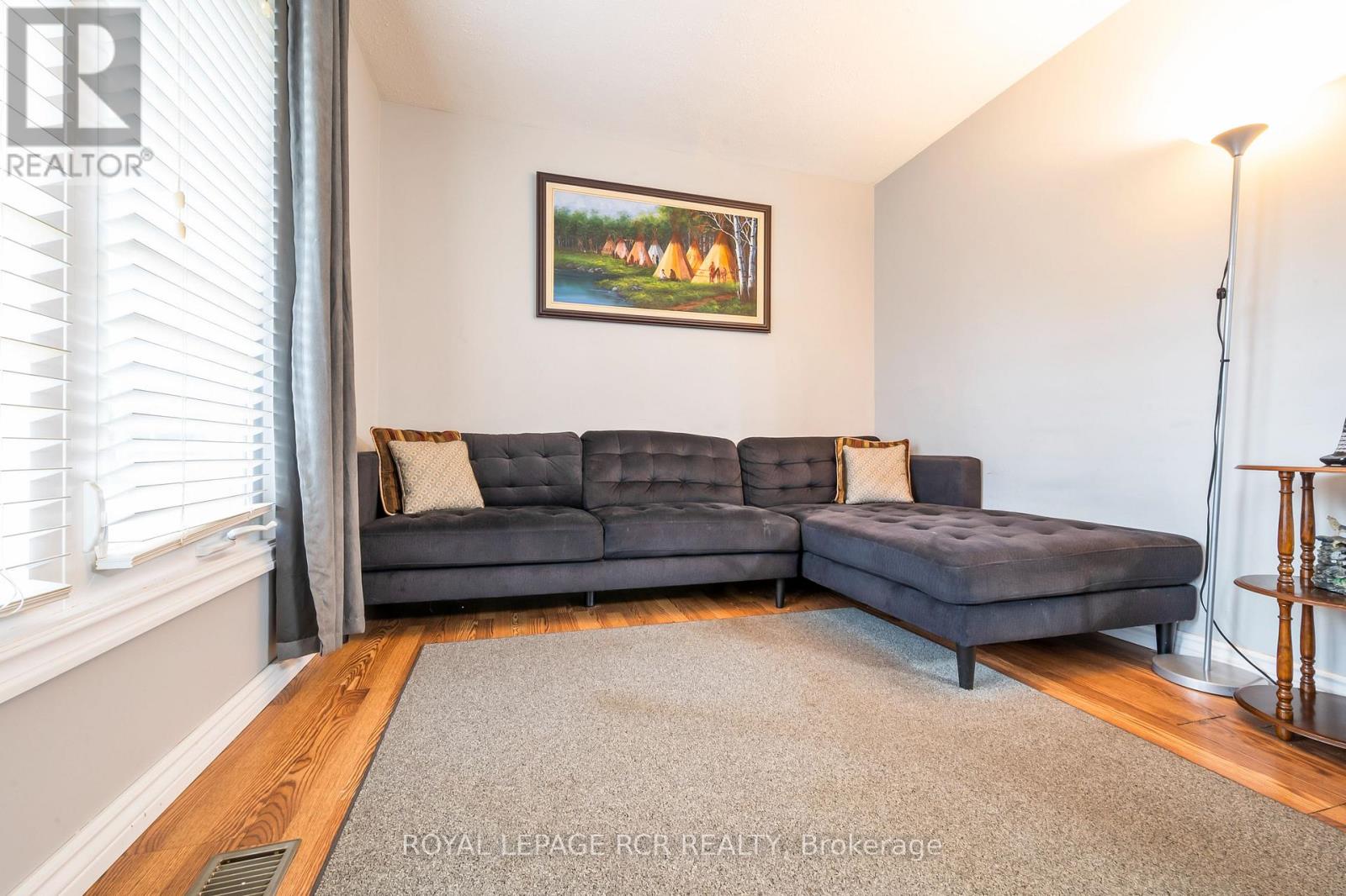 39 John Street, Orangeville, Ontario L9W 2P4 - Photo 4 - W12584776