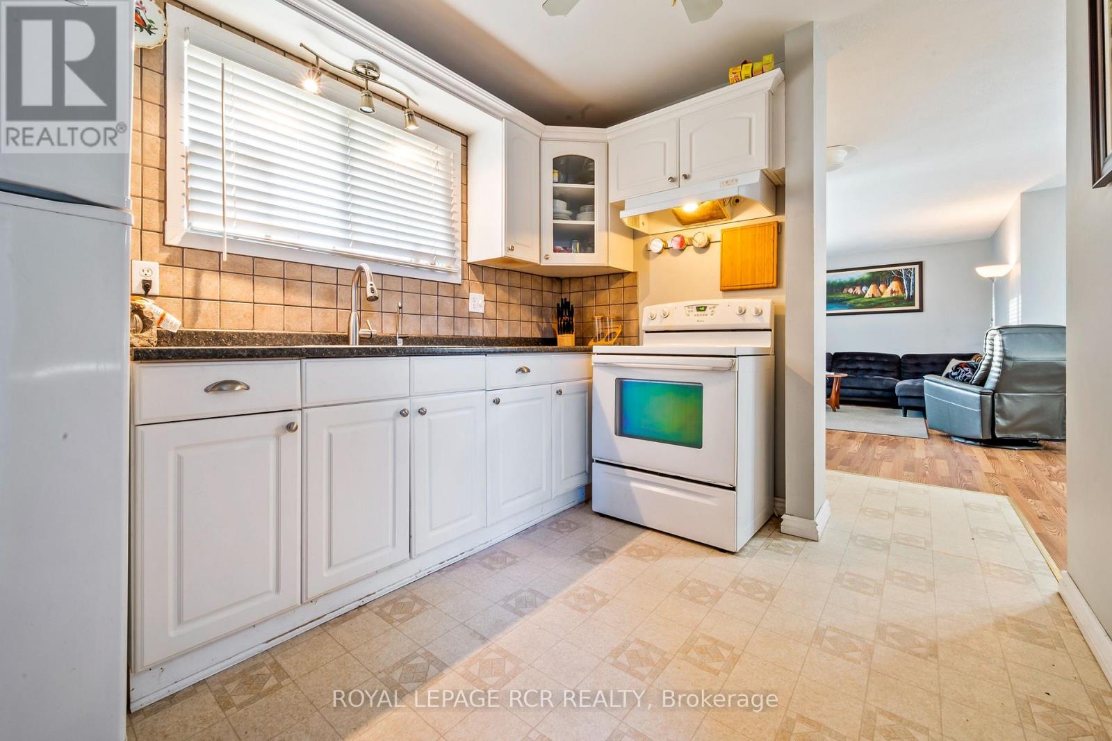 39 John Street, Orangeville, Ontario L9W 2P4 - Photo 8 - W12584776