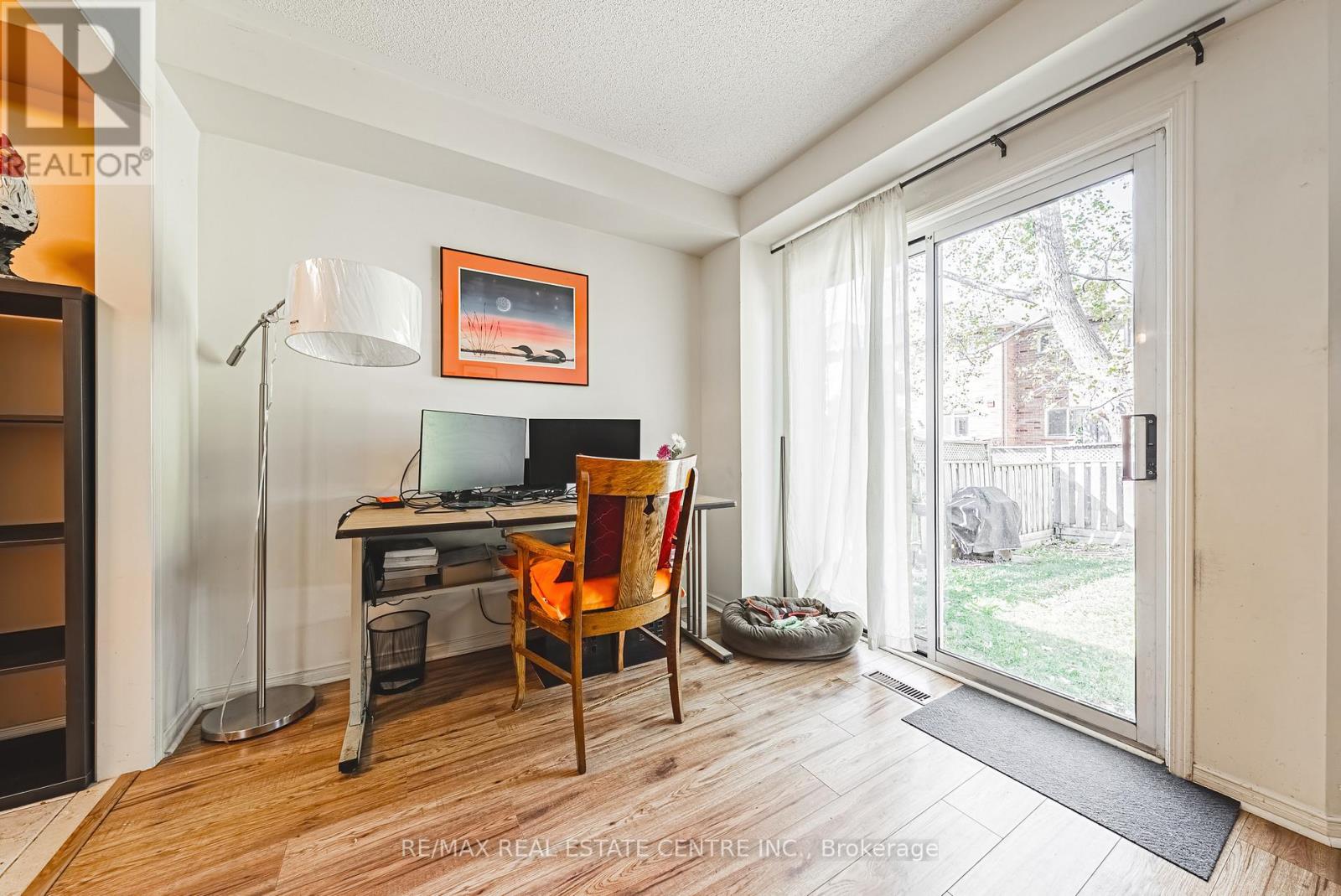 487 Taylor Crescent, Burlington, Ontario  L7L 6G2 - Photo 13 - W12584816