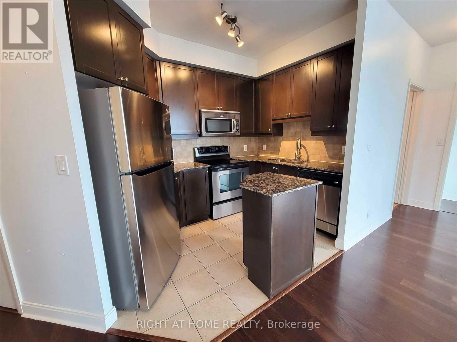 1206 - 80 Absolute Avenue, Mississauga, Ontario  L4Z 0A5 - Photo 11 - W12584852