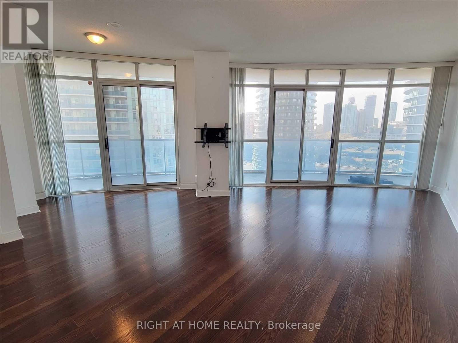 1206 - 80 Absolute Avenue, Mississauga, Ontario  L4Z 0A5 - Photo 9 - W12584852