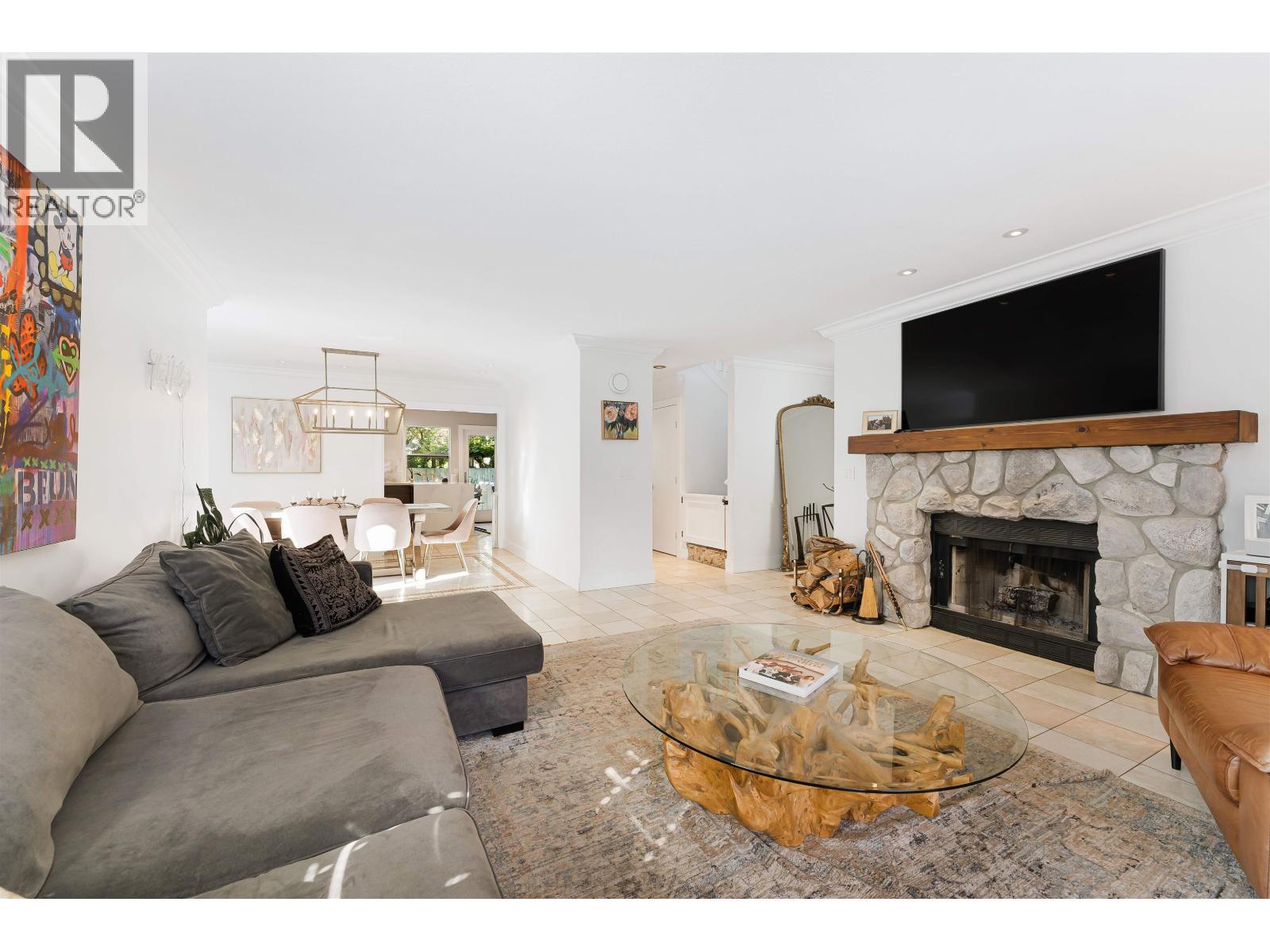 3968 Frames Place, North Vancouver, British Columbia  V7G 2M4 - Photo 7 - R3069773