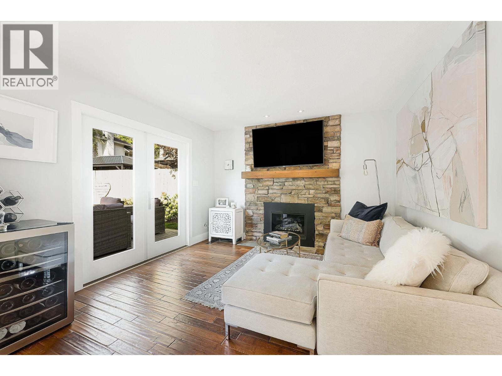 3968 Frames Place, North Vancouver, British Columbia  V7G 2M4 - Photo 11 - R3069773