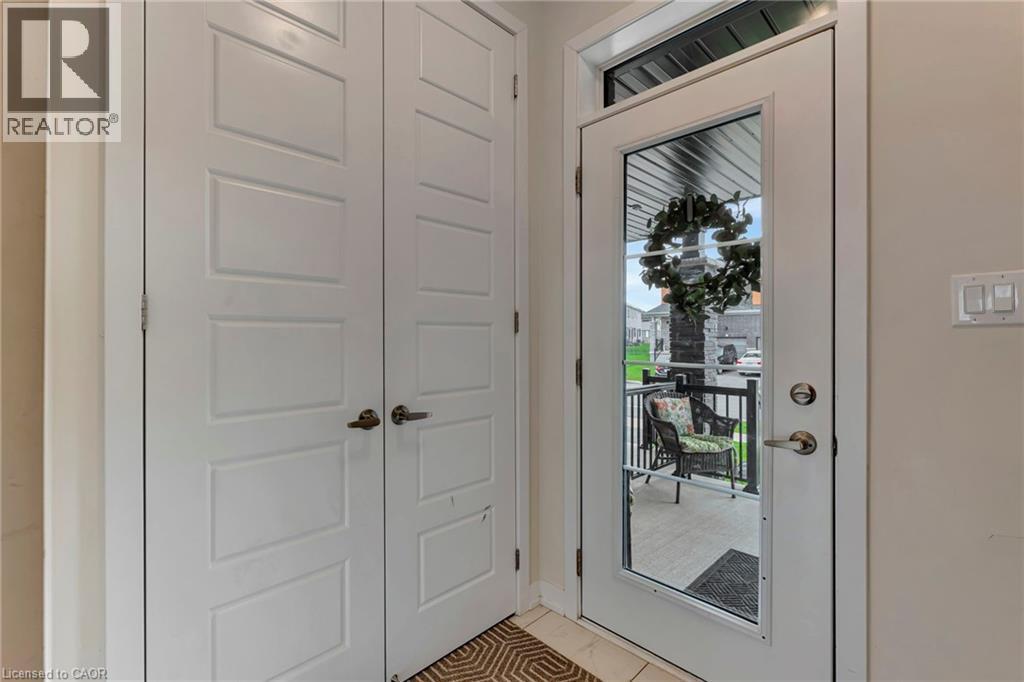 10 Owl Lane, Caledonia, Ontario  N3W 0G4 - Photo 4 - 40760569