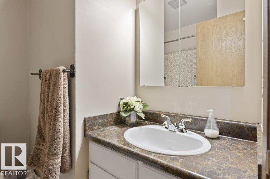 23 Lorraine Cr, St. Albert, Alberta  T8N 2R4 - Photo 24 - E4466949