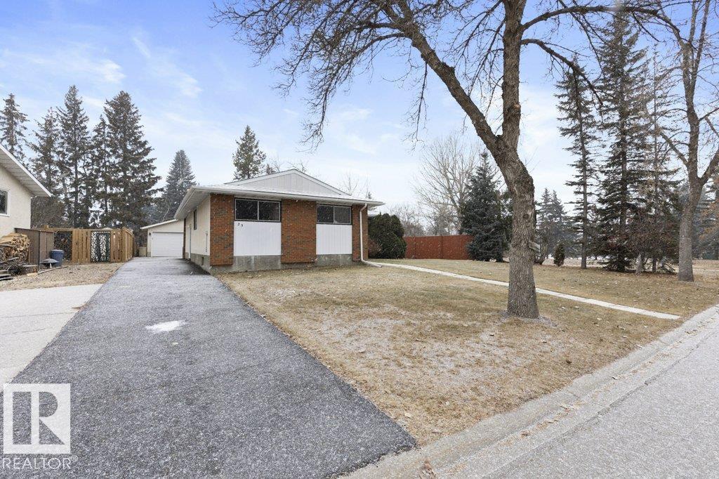 23 Lorraine Cr, St. Albert, Alberta  T8N 2R4 - Photo 4 - E4466949