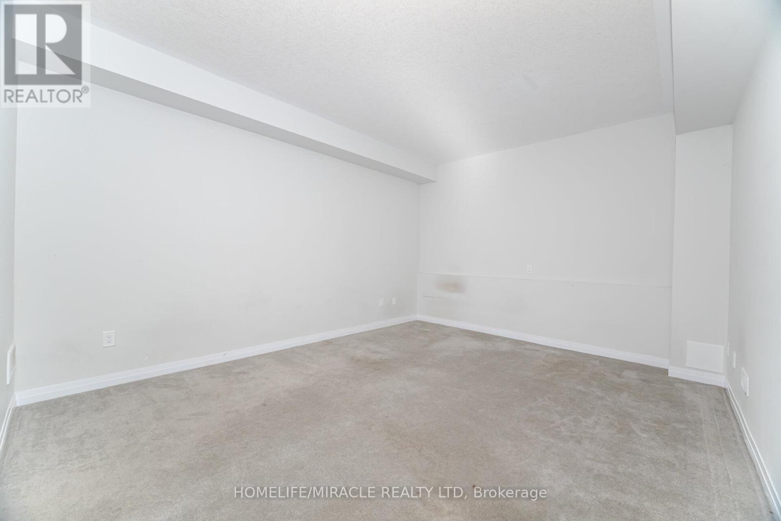 15 Visionary Avenue, Kitchener, Ontario N2R 0R7 - Photo 36 - X12584720