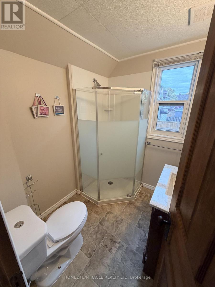 201 Darling Street, Brantford, Ontario  N3S 3W8 - Photo 13 - X12584766