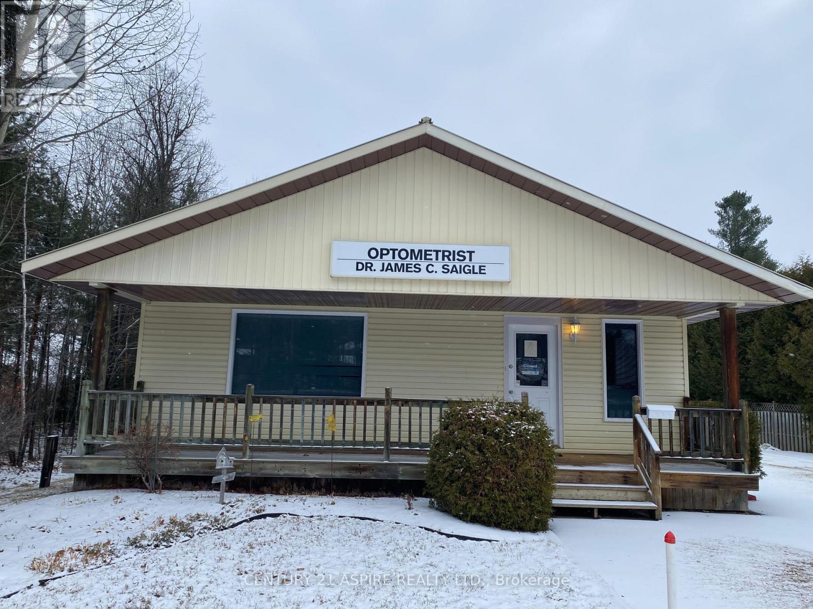 2889 Petawawa Boulevard, Petawawa, Ontario  K8H 1Y1 - Photo 3 - X12584882