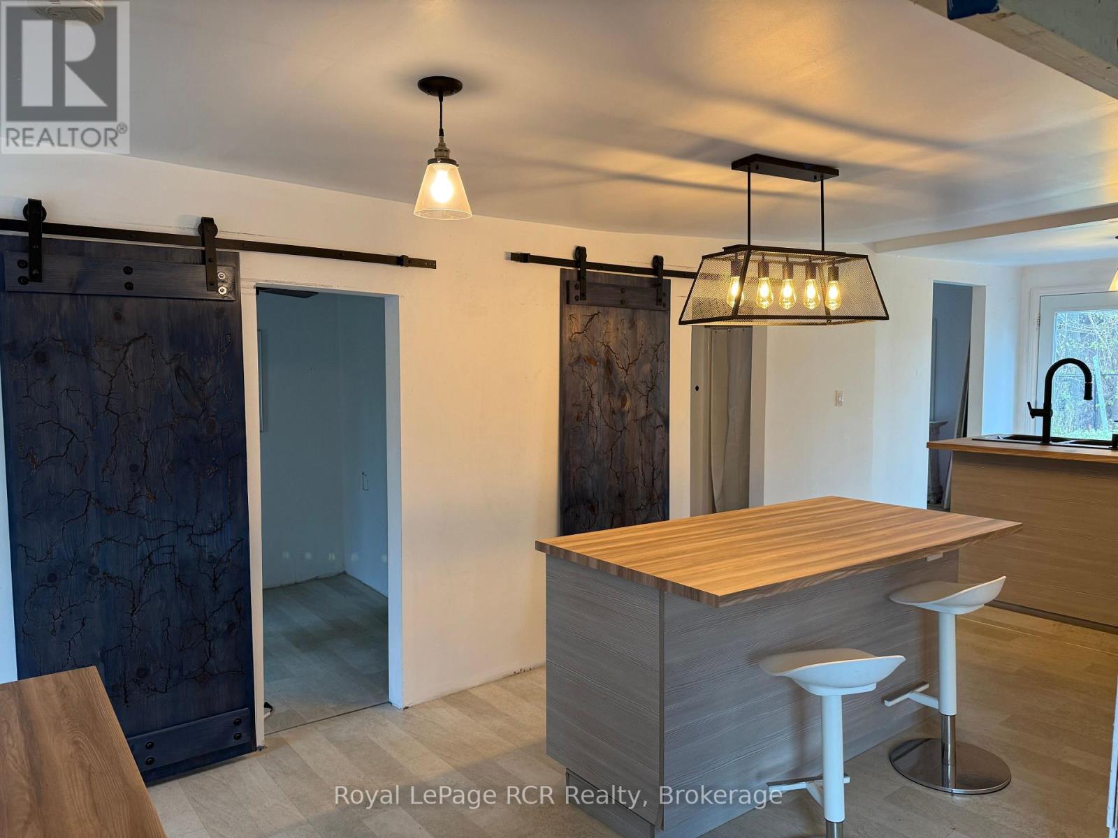 20 Sandell Street, Collingwood, Ontario  L9Y 3Z1 - Photo 5 - S12519122