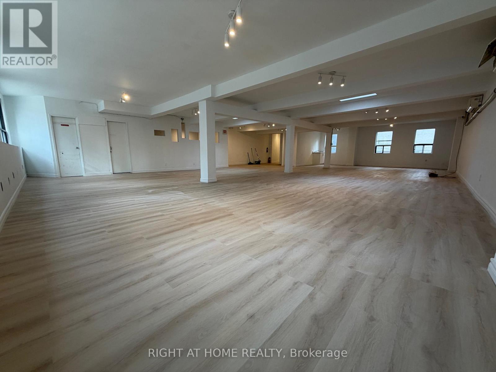2nd Floor - 575 Yonge Street, Toronto, Ontario  M4Y 1Z2 - Photo 3 - C12324859