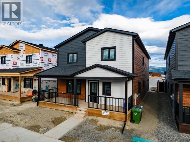 33 Wyvern Avenue, Whitehorse, Yukon  Y1A 0T6 - Photo 2 - 16991