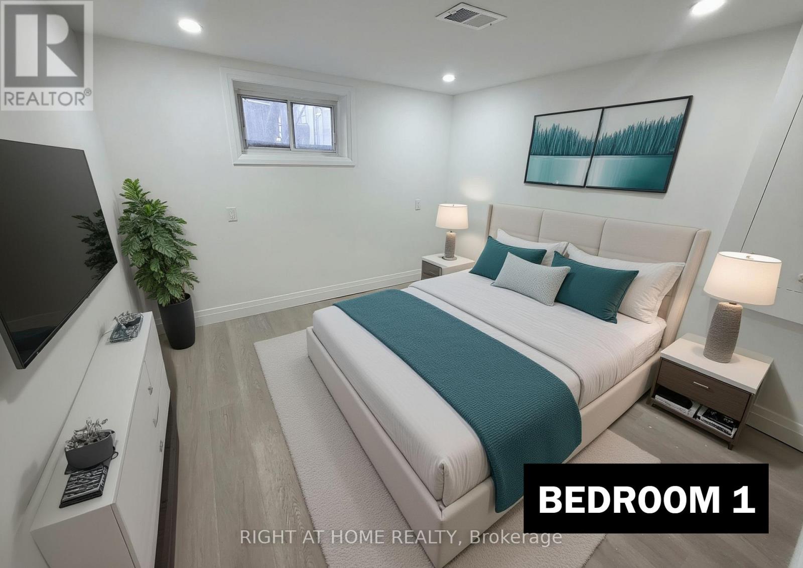 347 Boisdale Avenue, Richmond Hill, Ontario L4C 1R4 - Photo 6 - N12584386