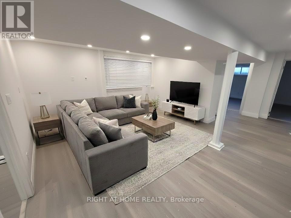 347 BOISDALE AVENUE, Richmond Hill, Ontario