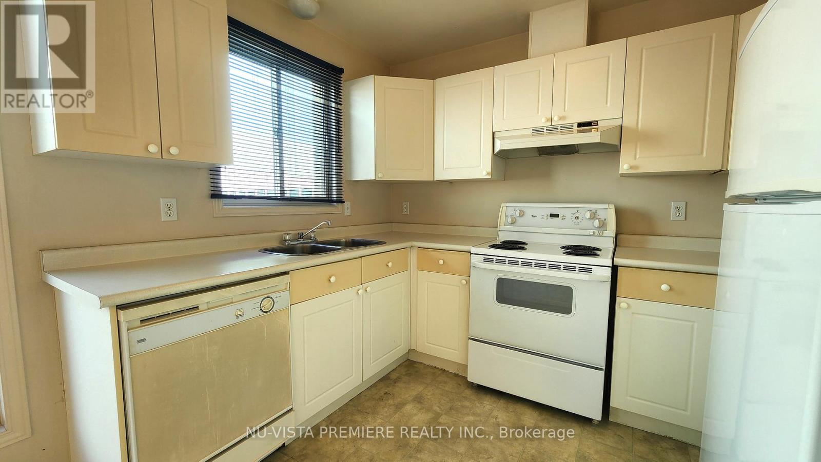 7 - 40 Burslem Street, London East, Ontario  N5W 2V7 - Photo 16 - X12443780