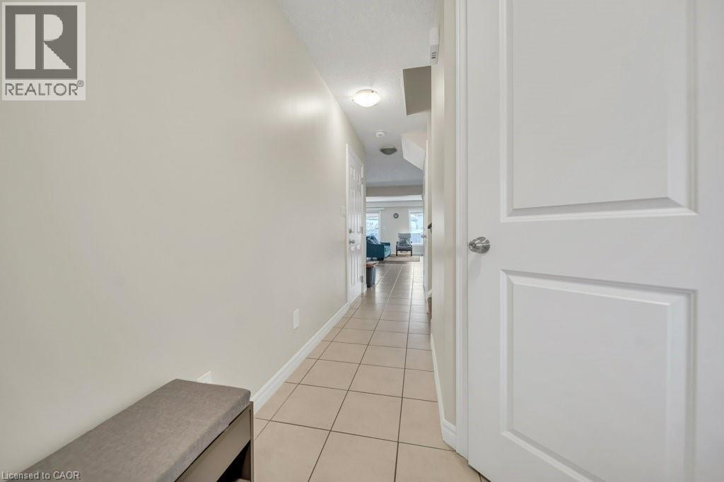 129 Templewood Drive, Kitchener, Ontario N2R 1Y4 - Photo 4 - 40791157